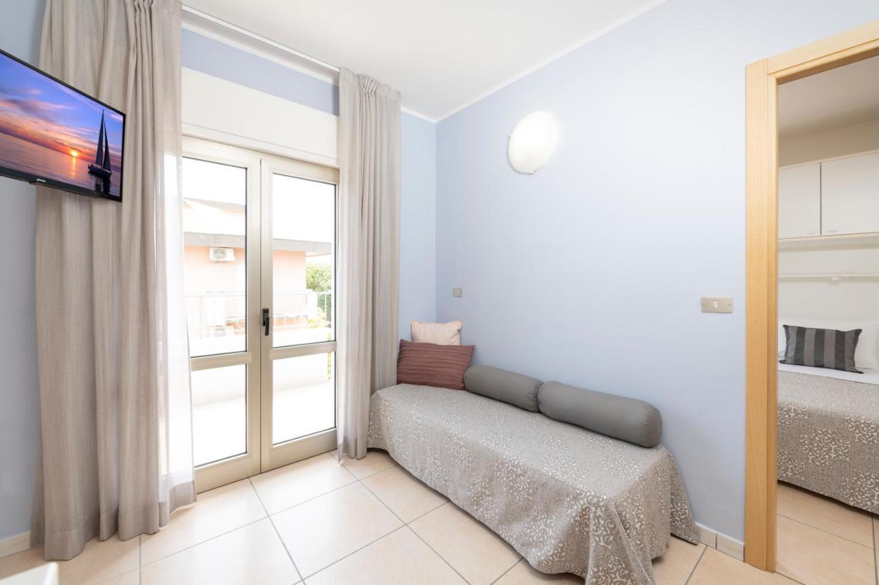 Residence Quadrifoglio Cervia Exteriör bild